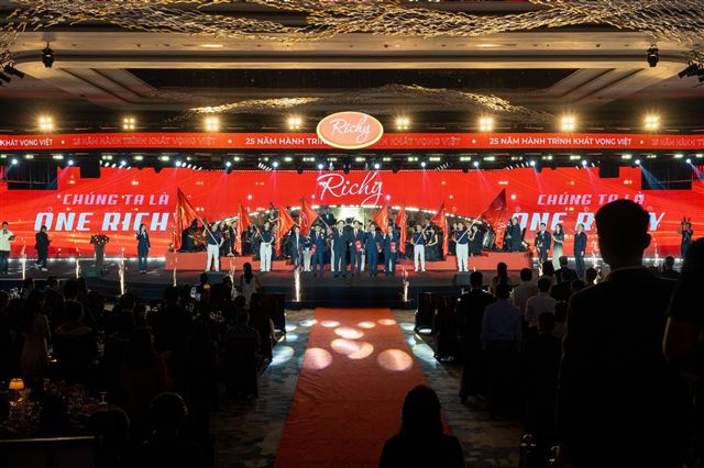 RICHY GROUP 25 NĂM - ĐÊM TINH HOA HÀNH TRÌNH KHÁT VỌNG VIỆT